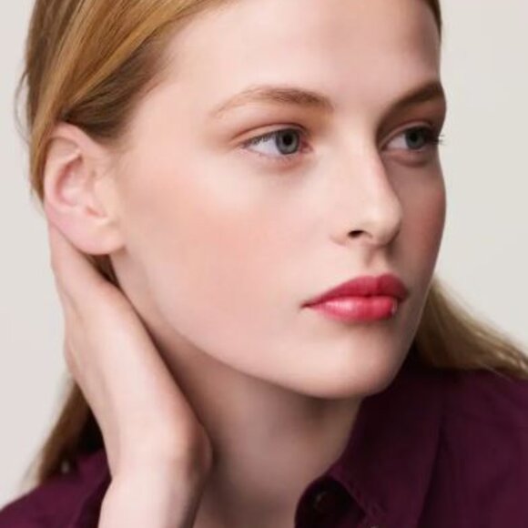 Hermes Rouge Amarelle (4) Lip Oil - Picture 2 of 5